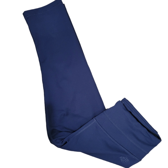The North Face Pants - The North Face Flash Dry Capri Dark Blue Hidden Pocket Size Small